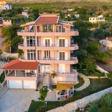 Modern Between Sea And Mountain Apartment Tragjas