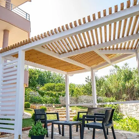 Modern Between Sea And Mountain *